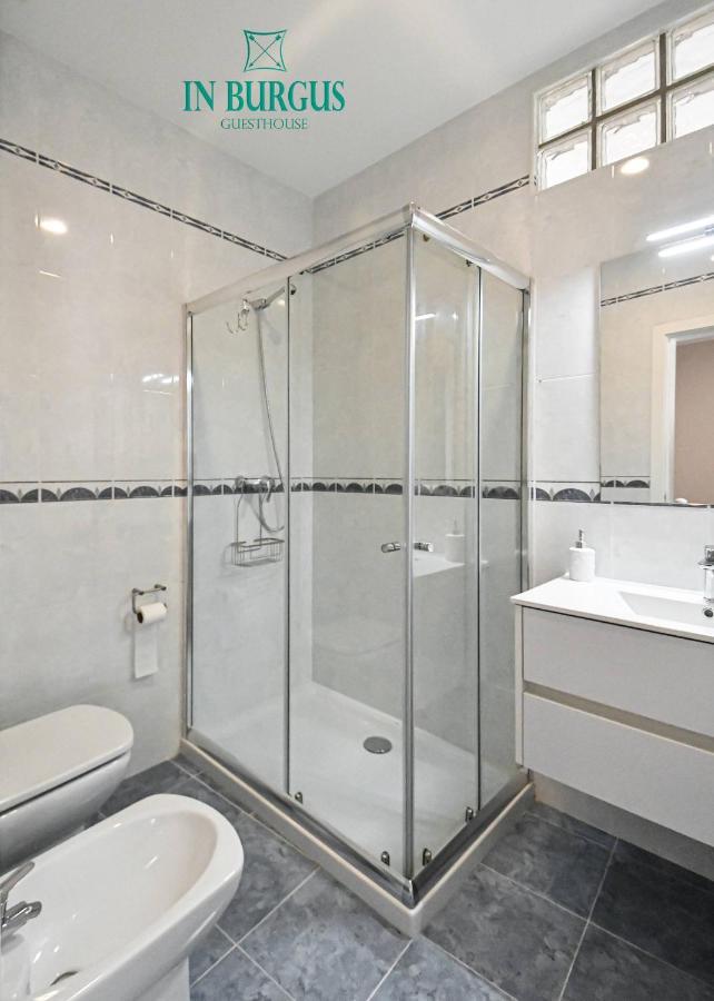 In Burgus Guest House Viana do Castelo Esterno foto